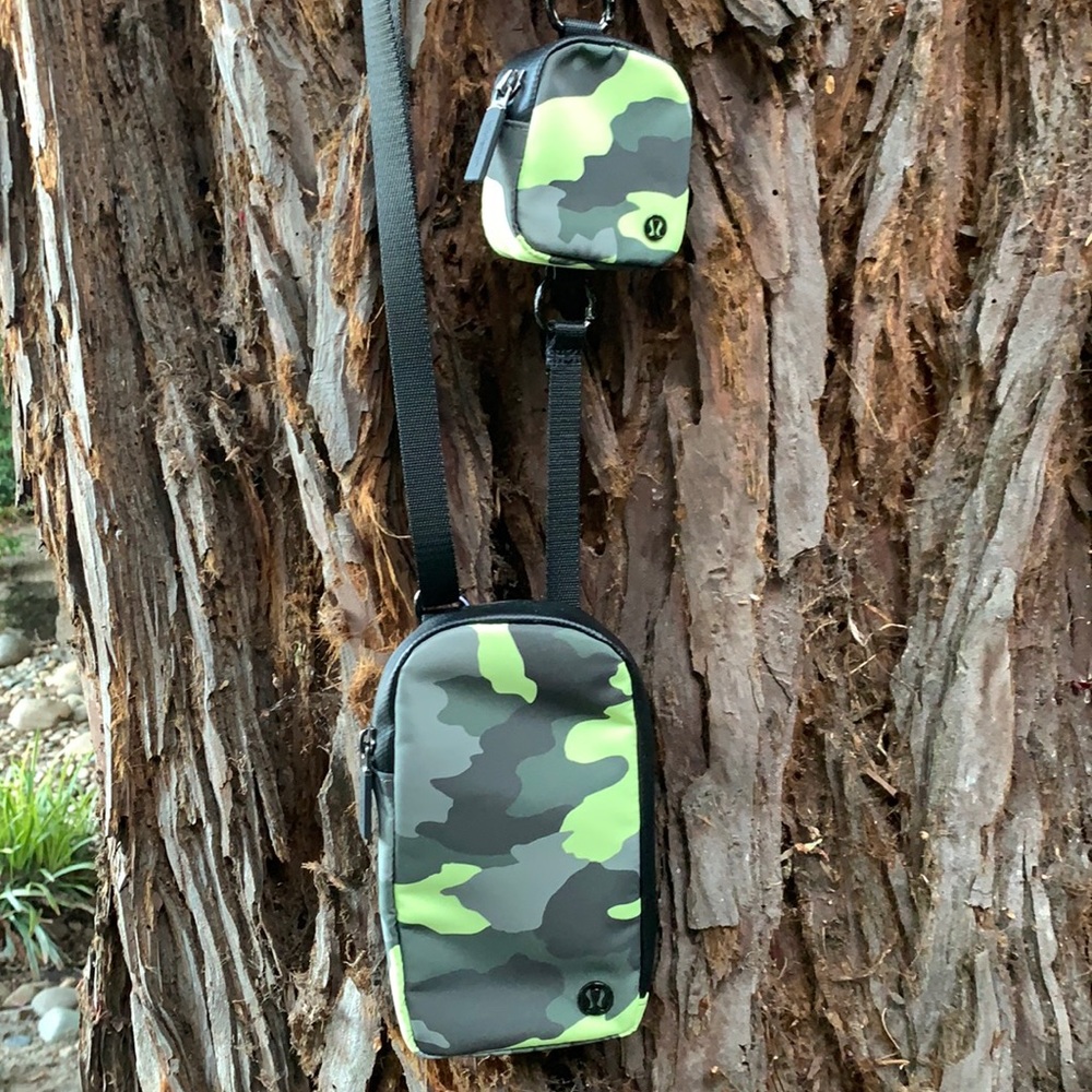 Lululemon NWT Modular Phone Crossbody Water Repellent